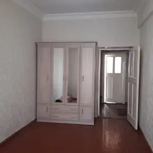 3-комн. квартира, 1 этаж, 80 м², Л.Шералй