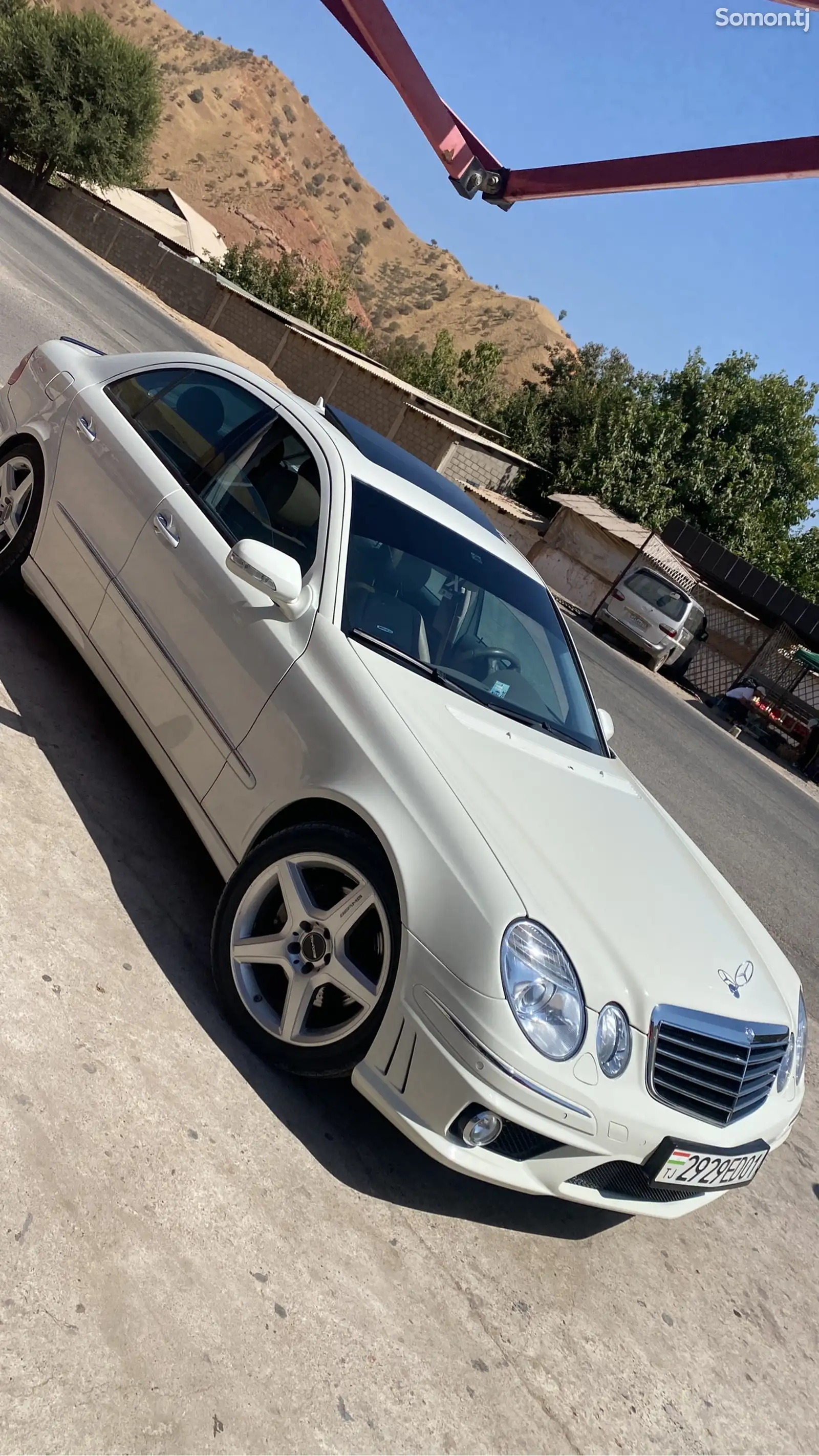 Mercedes-Benz E class, 2008-1