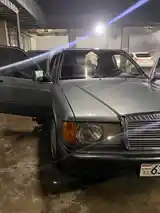 Mercedes-Benz W201, 1992-10