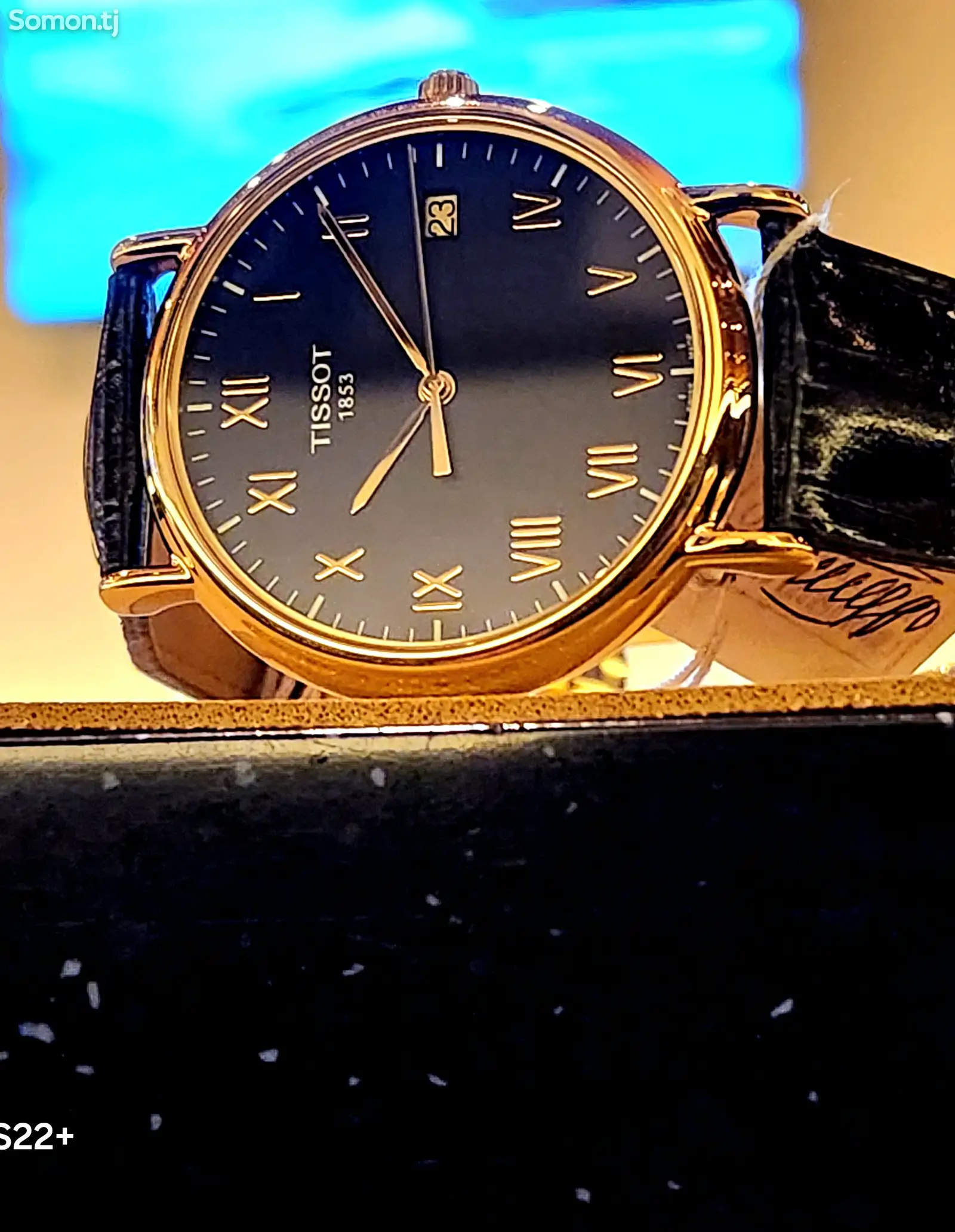 Золотые швейцарские часы Tissot Lux-1