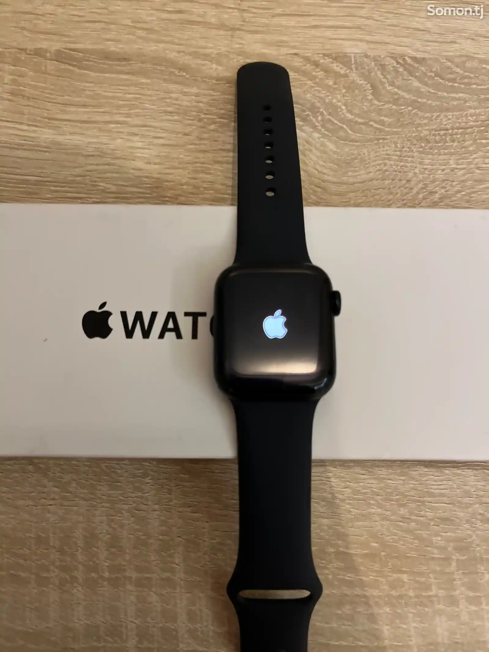 Смарт Часы Apple Watch se 40mm-1