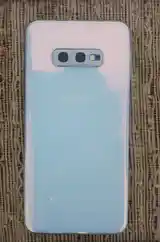 Samsung Galaxy S10e-2