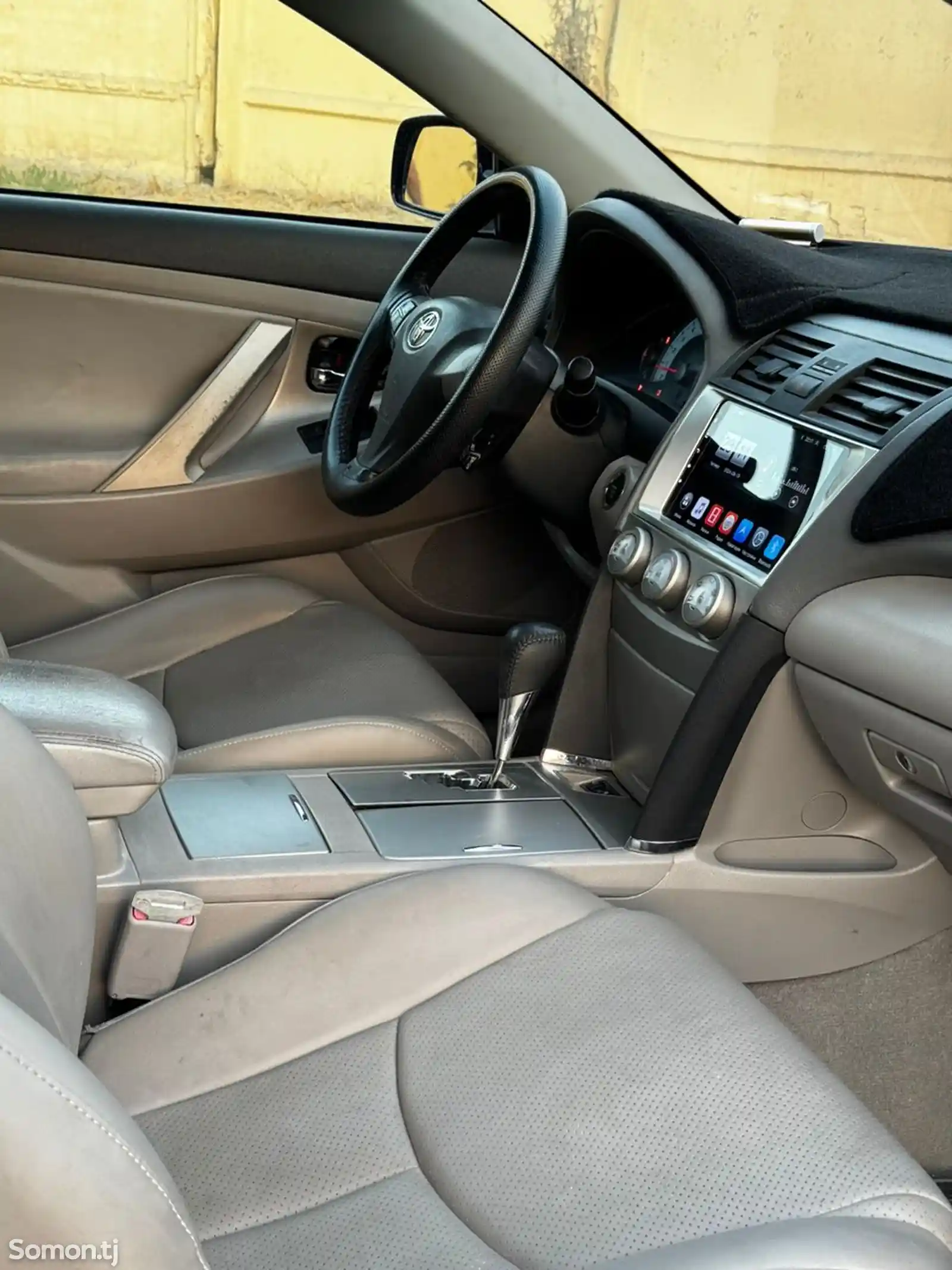 Toyota Camry, 2011-9