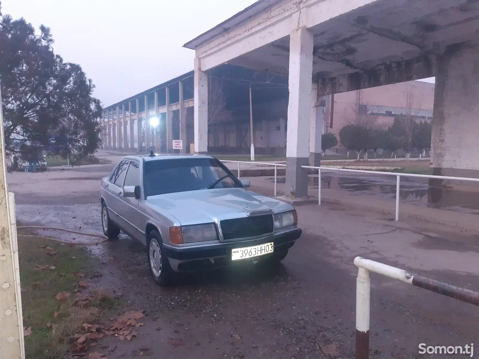 Mercedes-Benz W124, 1988-1