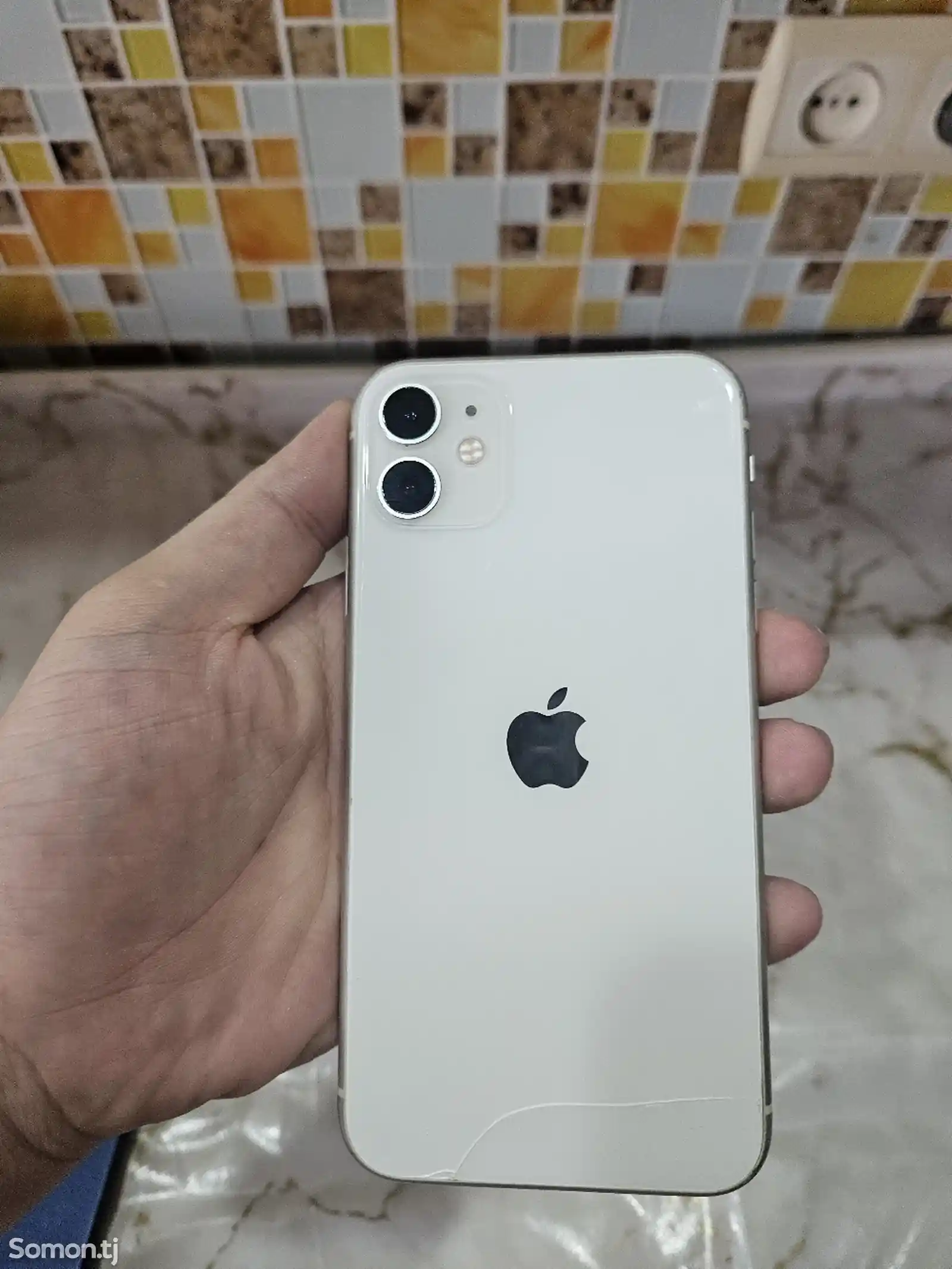 Apple iPhone 11, 64 gb, White-1