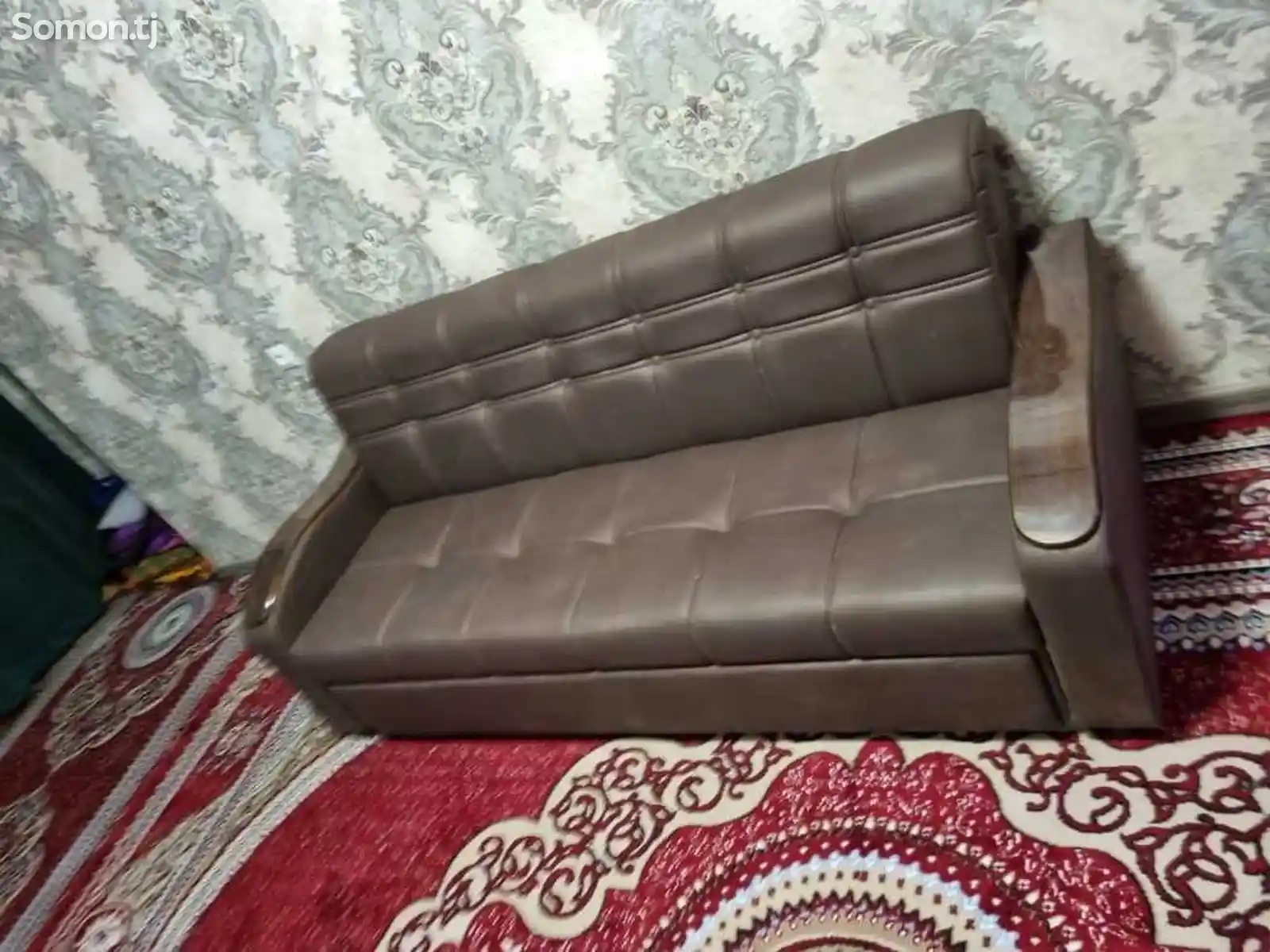 Раскладной диван-1