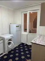 3-комн. квартира, 4 этаж, 65м², дар Аэропор пеши Муъчизаи Хонаги-9