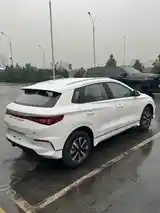 BYD E2, 2024-7