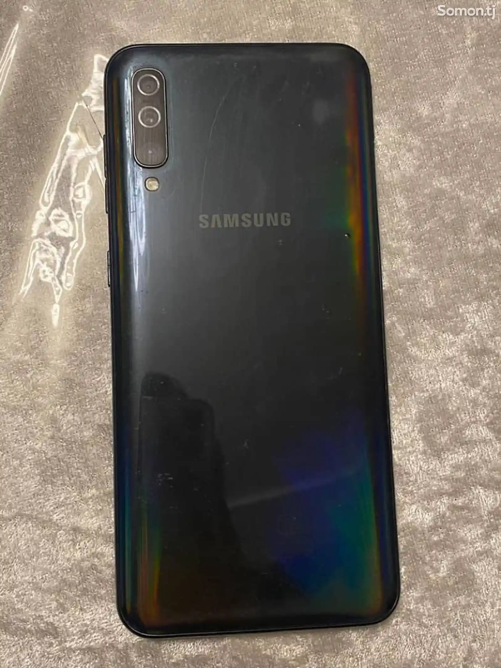 Samsung Galaxy A50-1