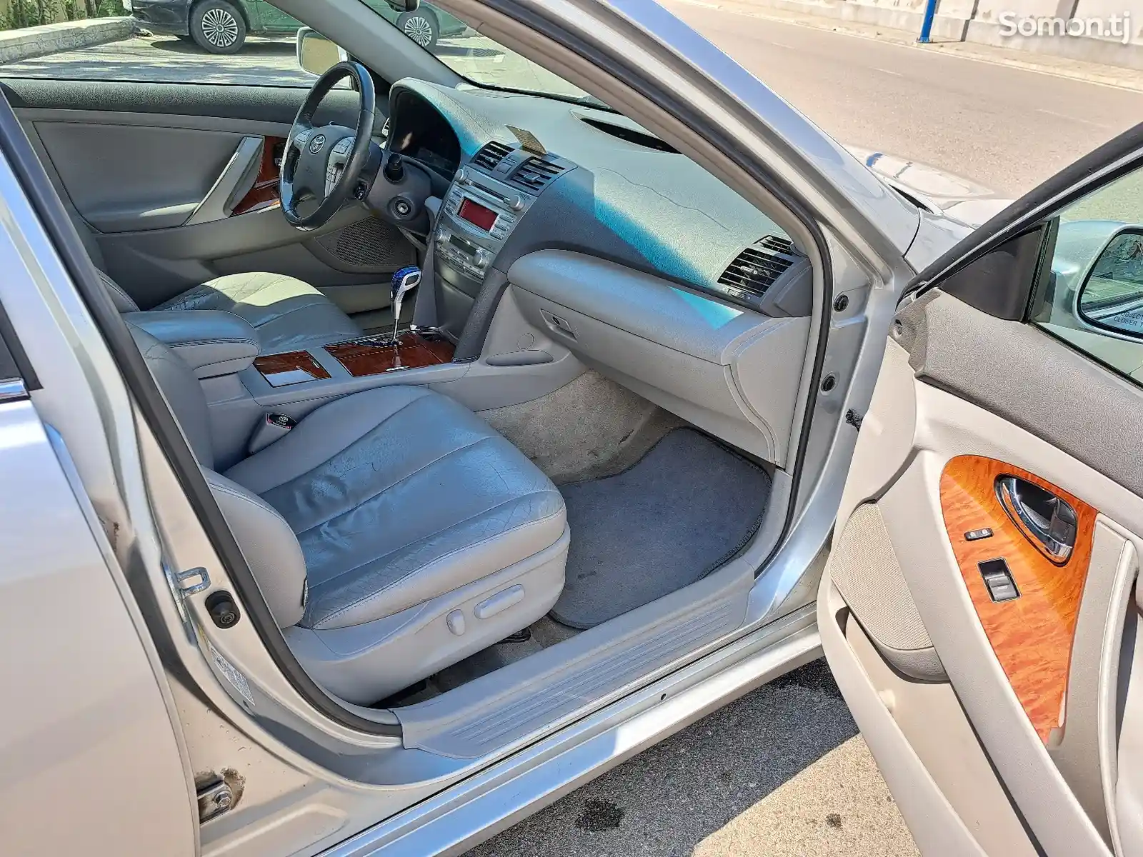 Toyota Camry, 2010-9