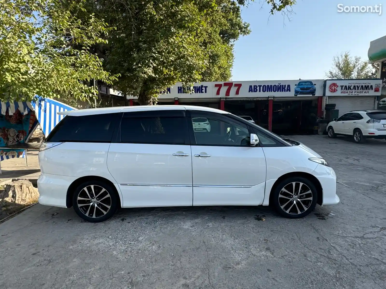 Toyota Estima, 2014-5