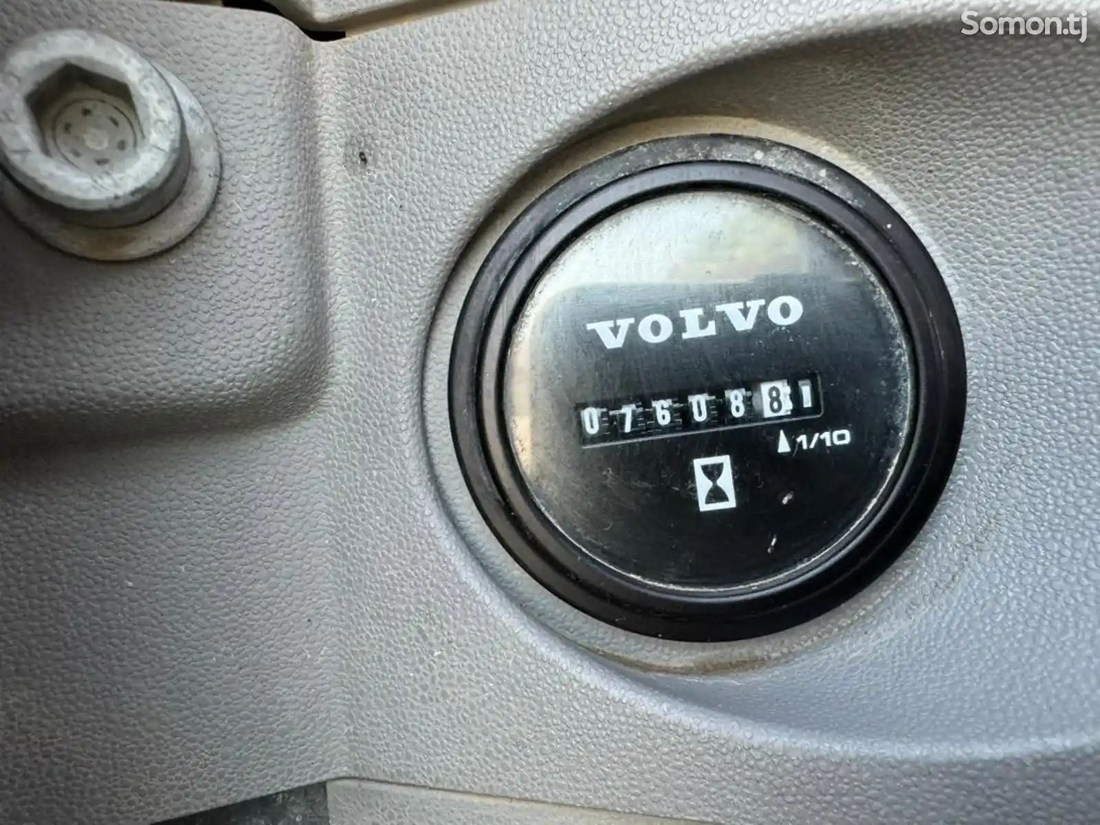 Экскаватор Volvo-5