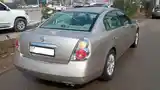 Nissan Altima, 2005-3