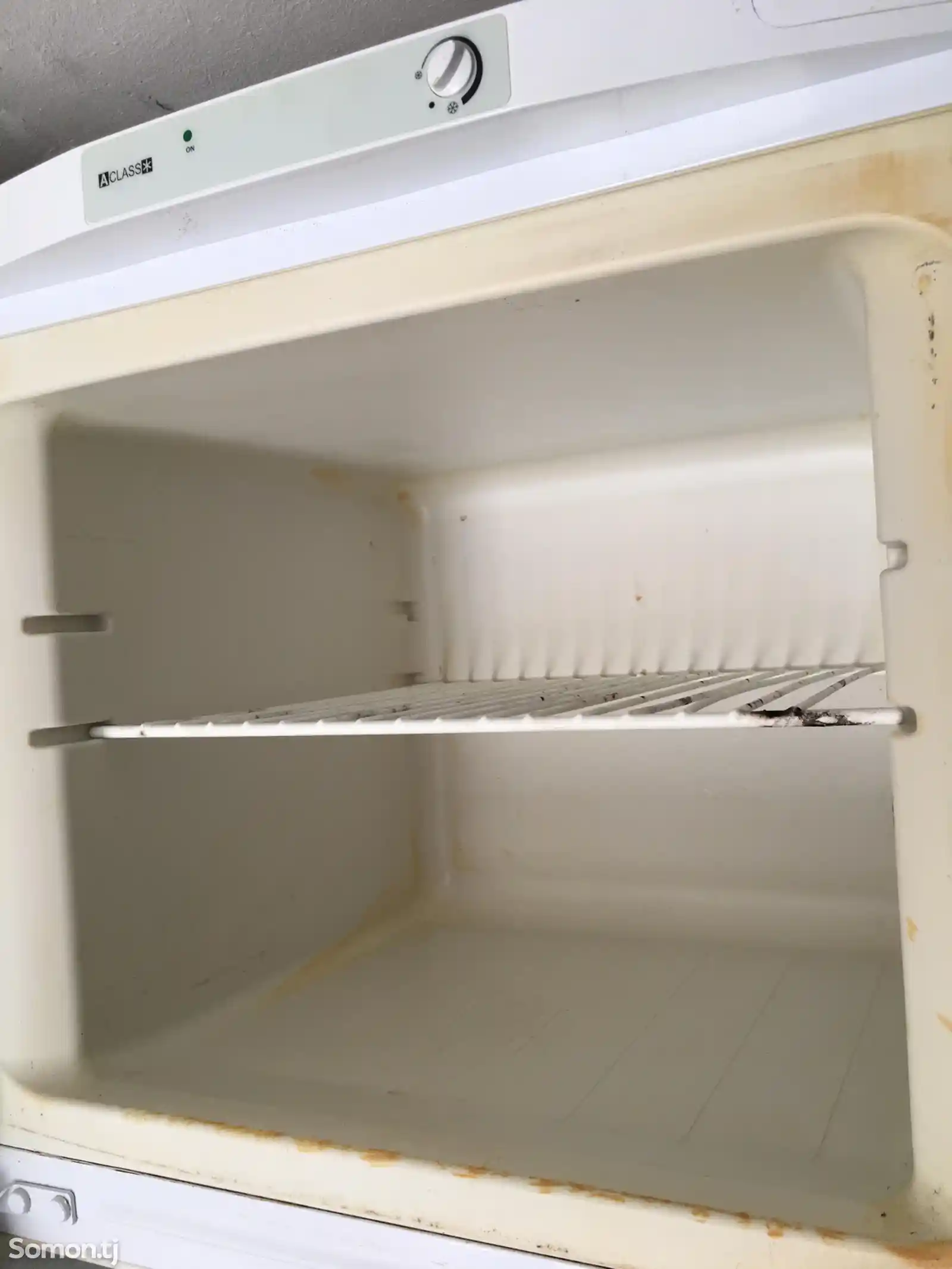 Холодильник Indesit-11