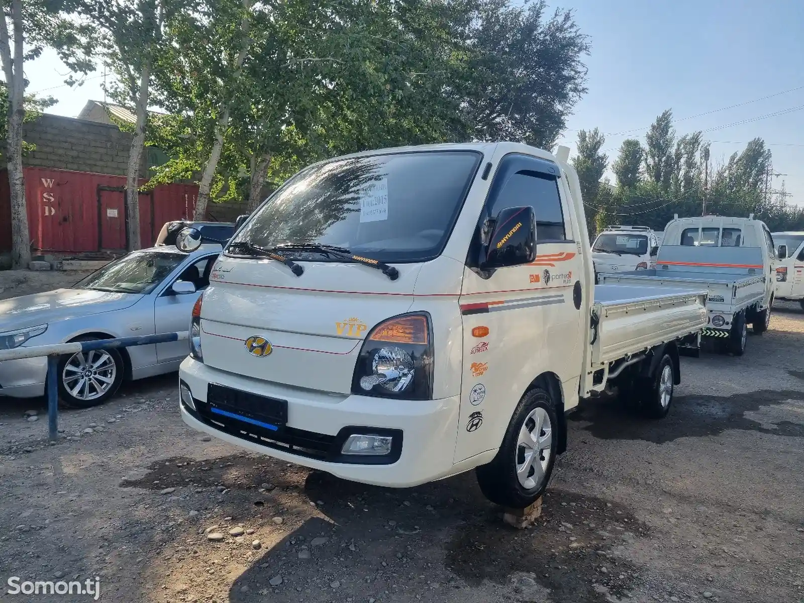 Бортовой автомобиль Hyundai Porter, 2015-1