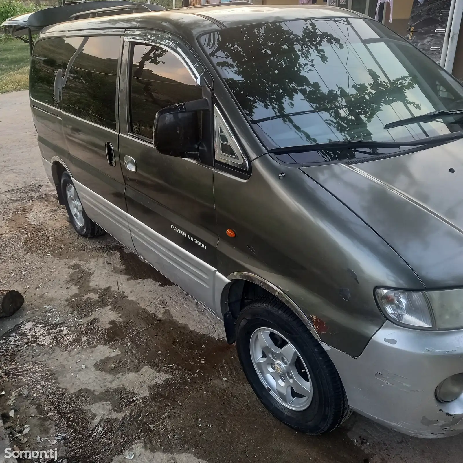 Hyundai Starex, 2000-1