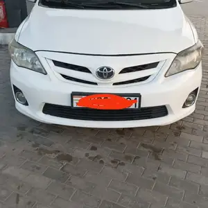 Toyota Corolla, 2013