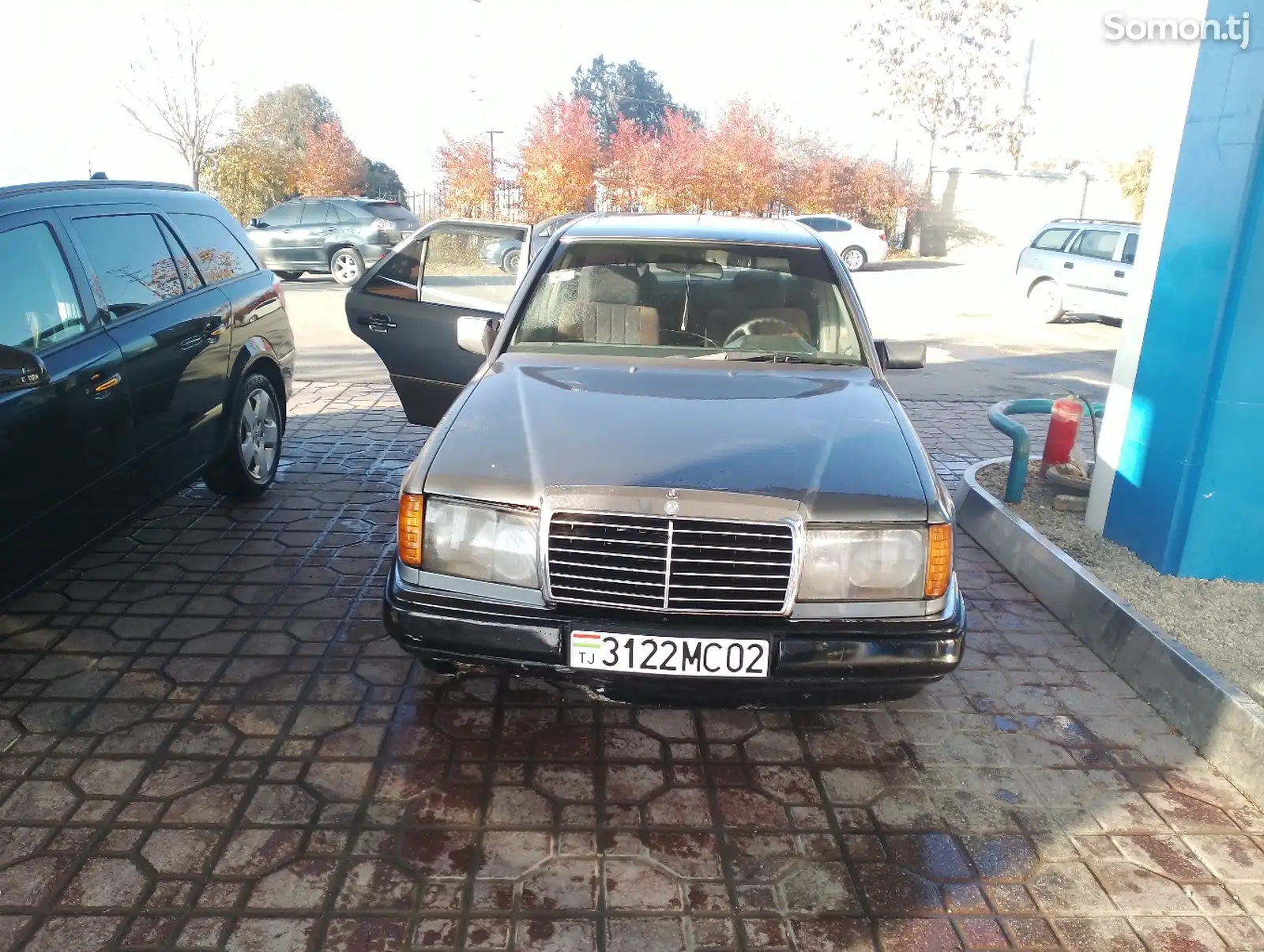 Mercedes-Benz W124, 1990-1