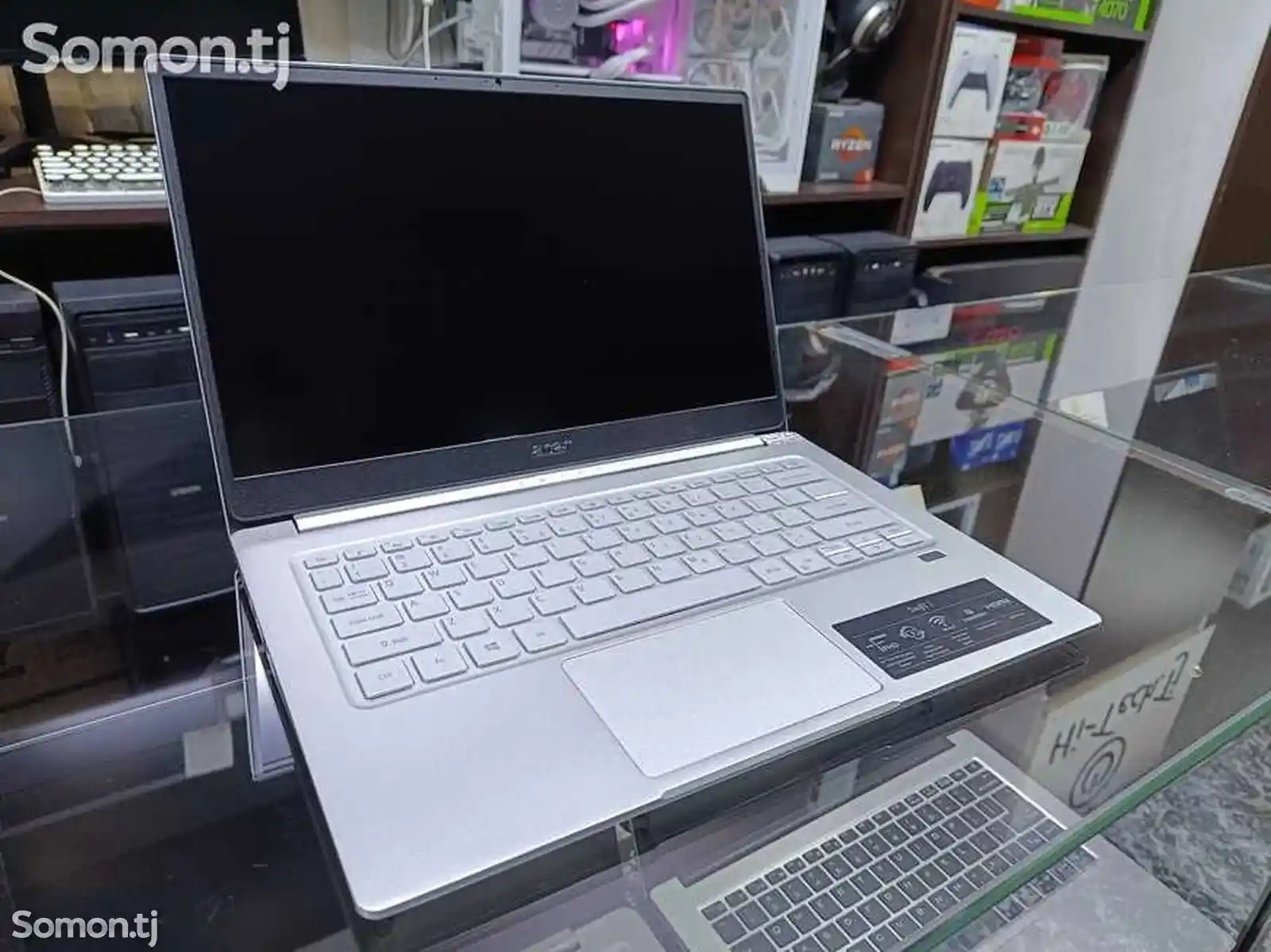 Ноутбук Acer Swift 3 Core i5-1135G7 / 8GB / 256GB SSD-1