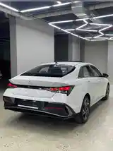 Hyundai Elantra, 2024-3