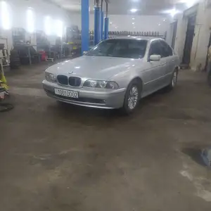 BMW 5 series, 2002