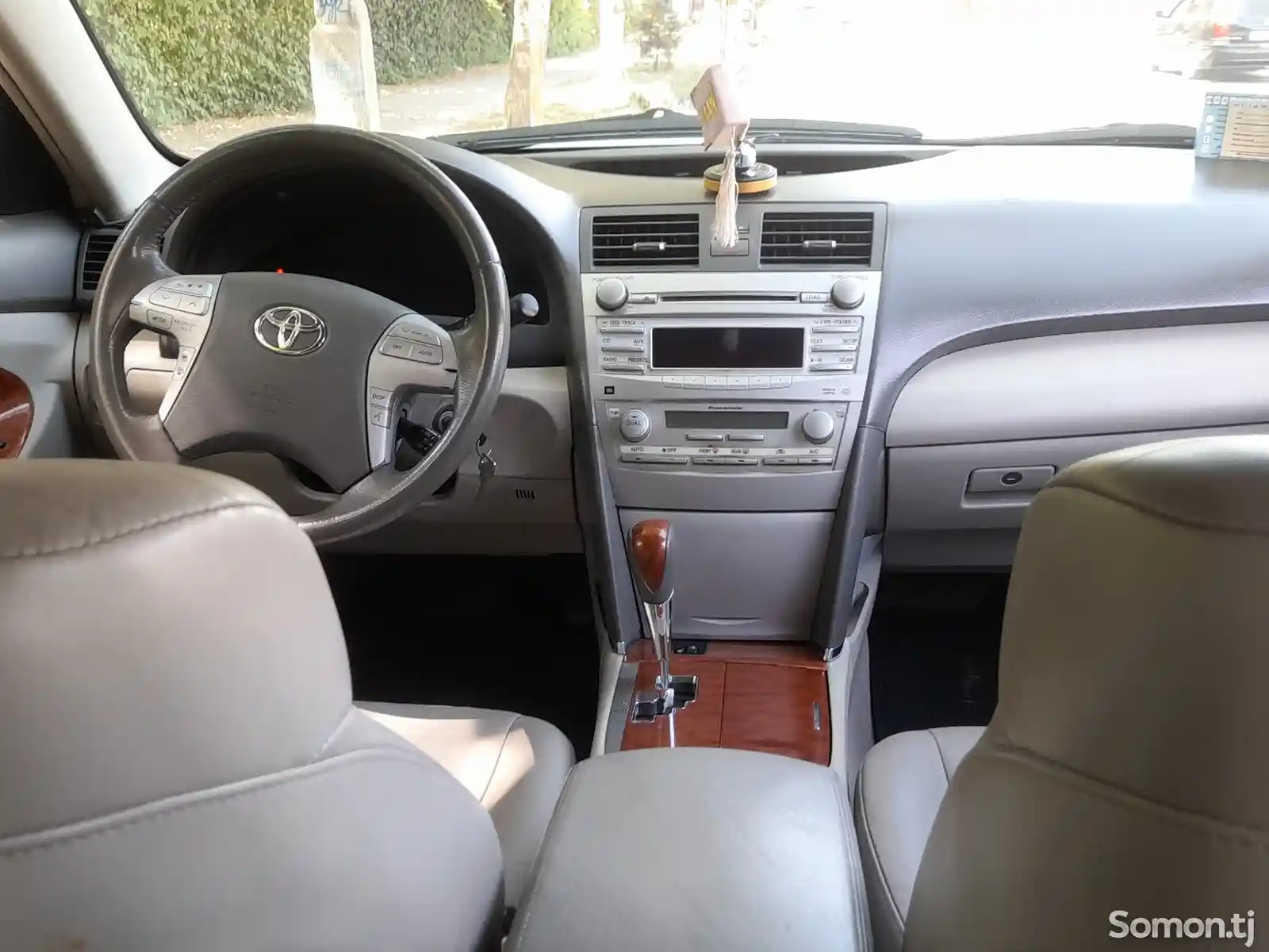 Toyota Camry, 2010-12