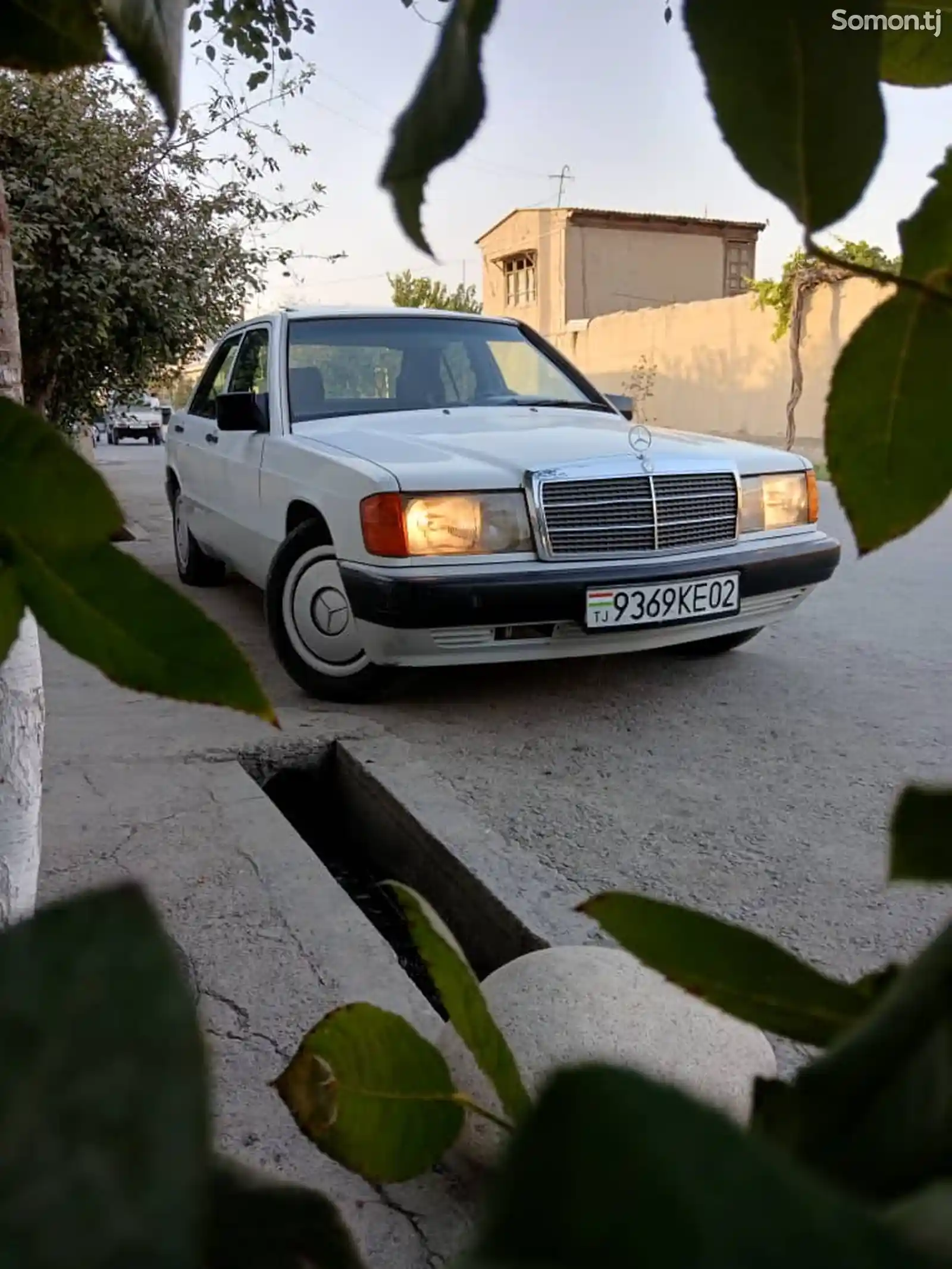 Mercedes-Benz W201, 1992-1