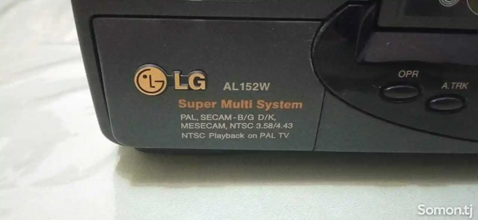 Видеомагнитофон LG-2