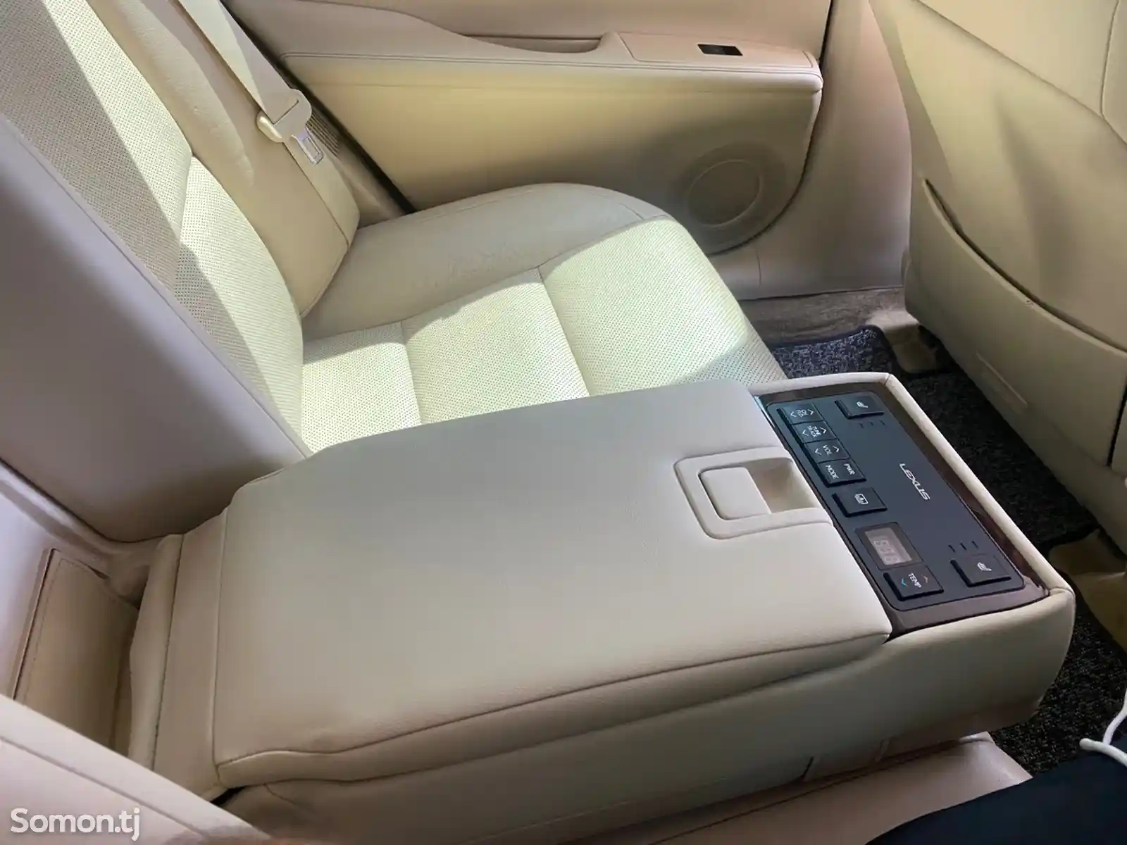 Lexus ES series, 2015-6