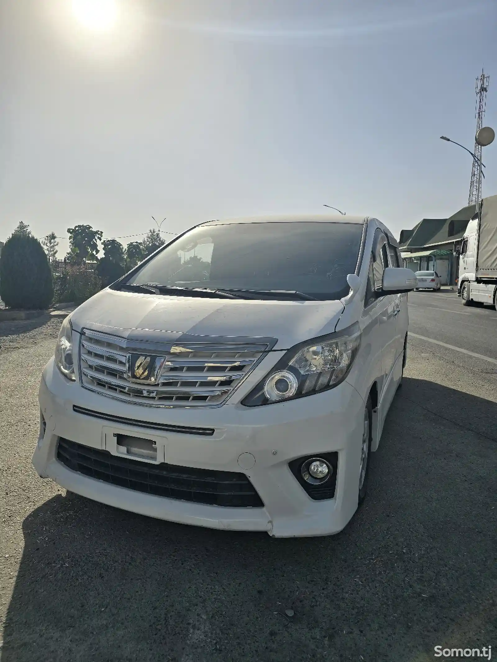 Toyota Alphard, 2014-3