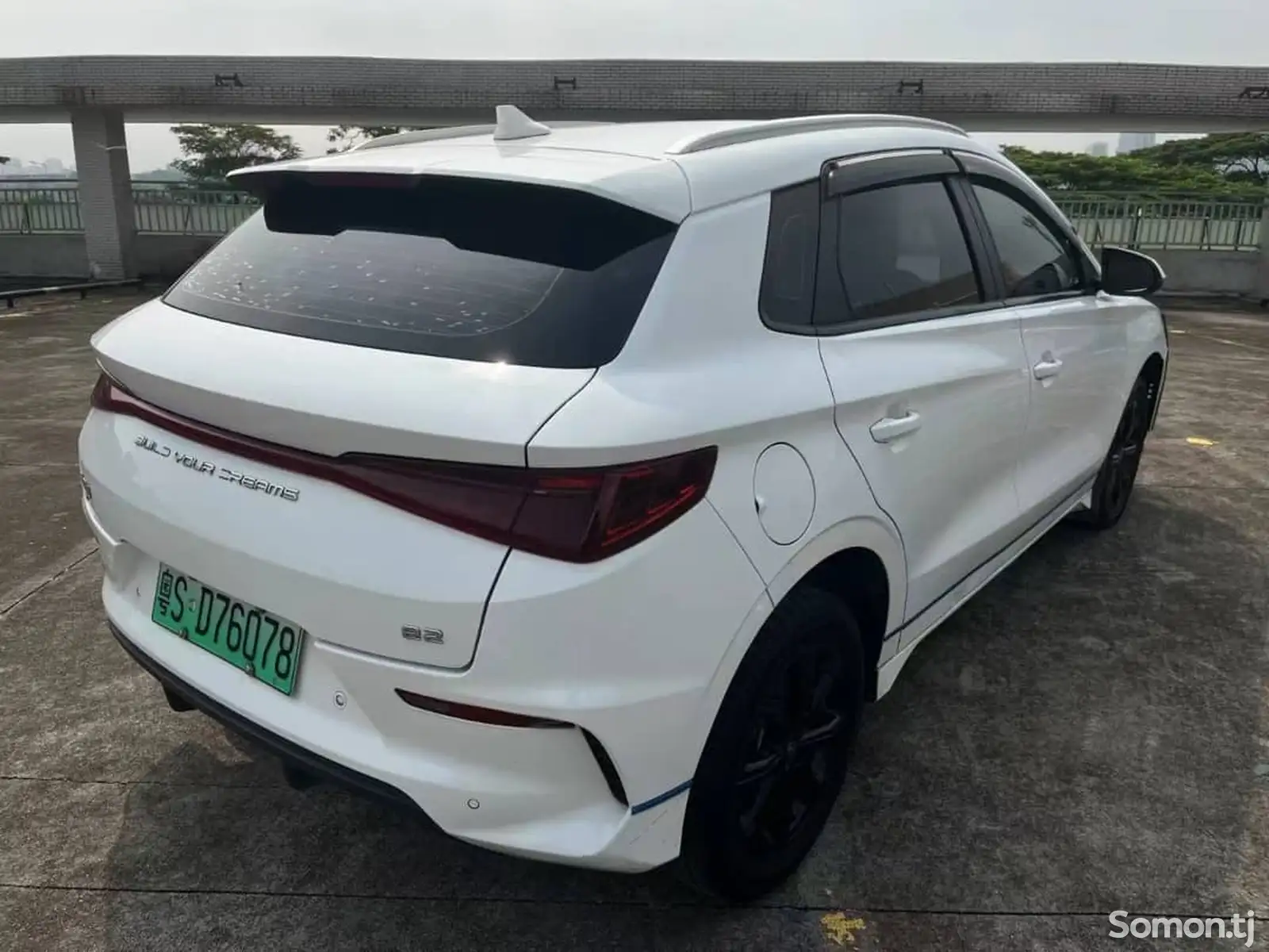 BYD E2, 2022-3