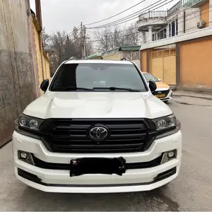 Toyota Land Cruiser, 2018