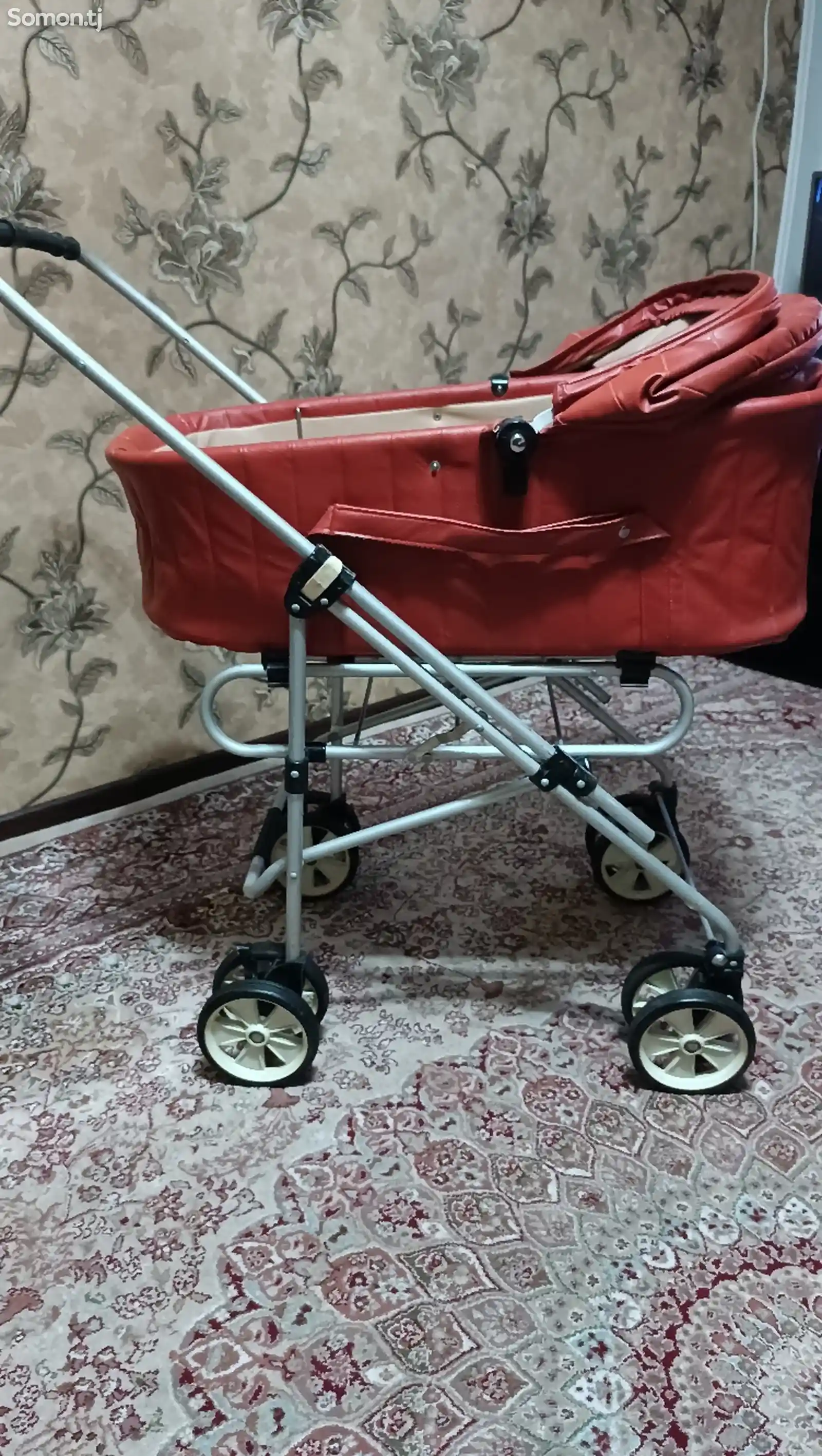 Старинная коляска-2