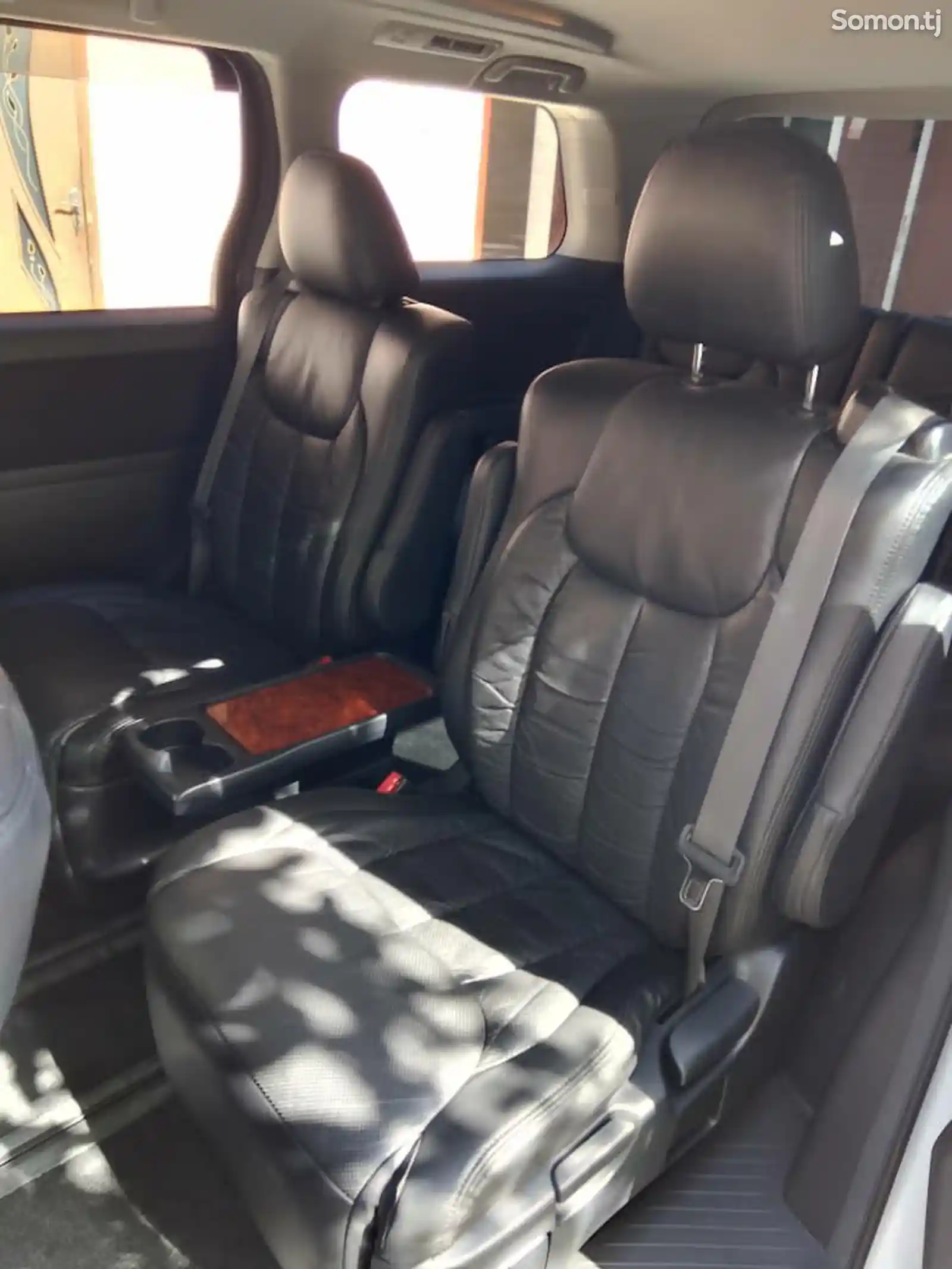 Toyota Alphard, 2014-4