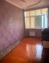 3-комн. квартира, 3 этаж, 110 м², 102 мкр-5