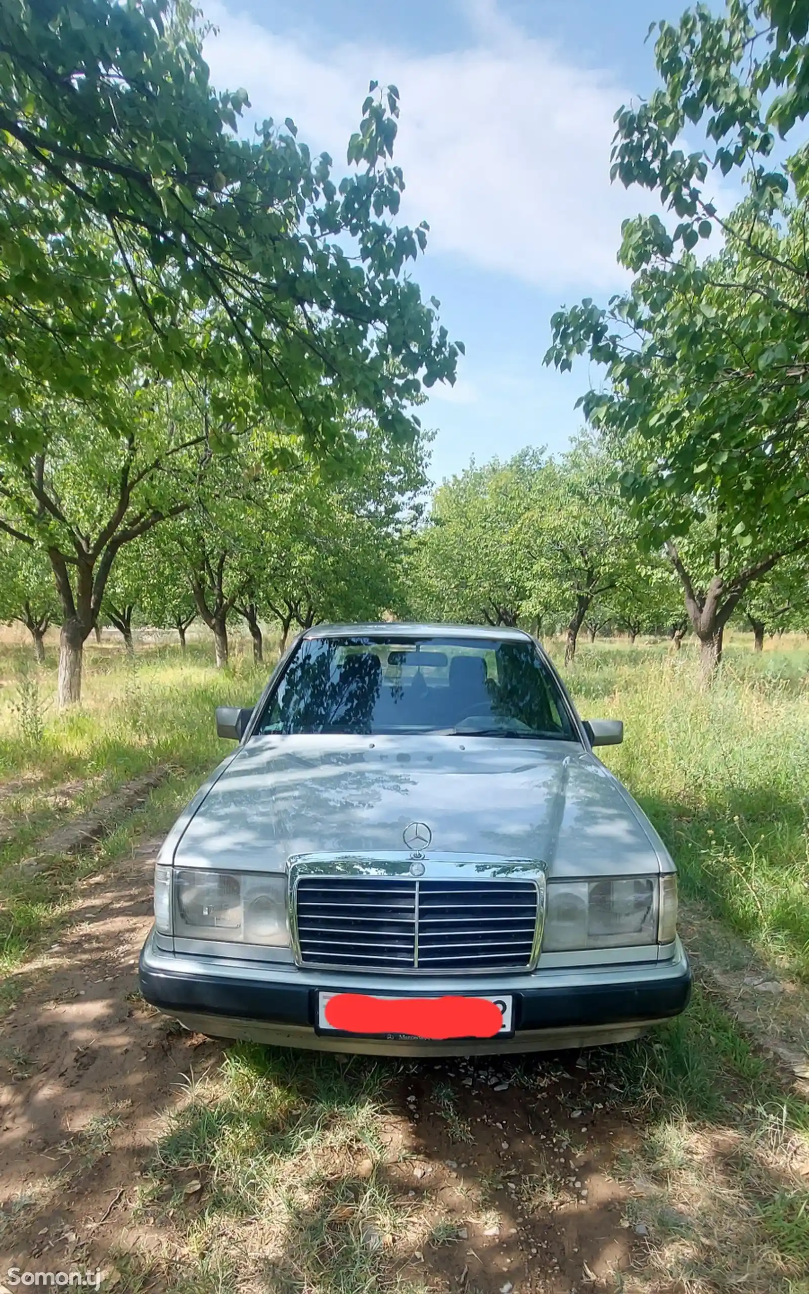 Mercedes-Benz W124, 1990-1