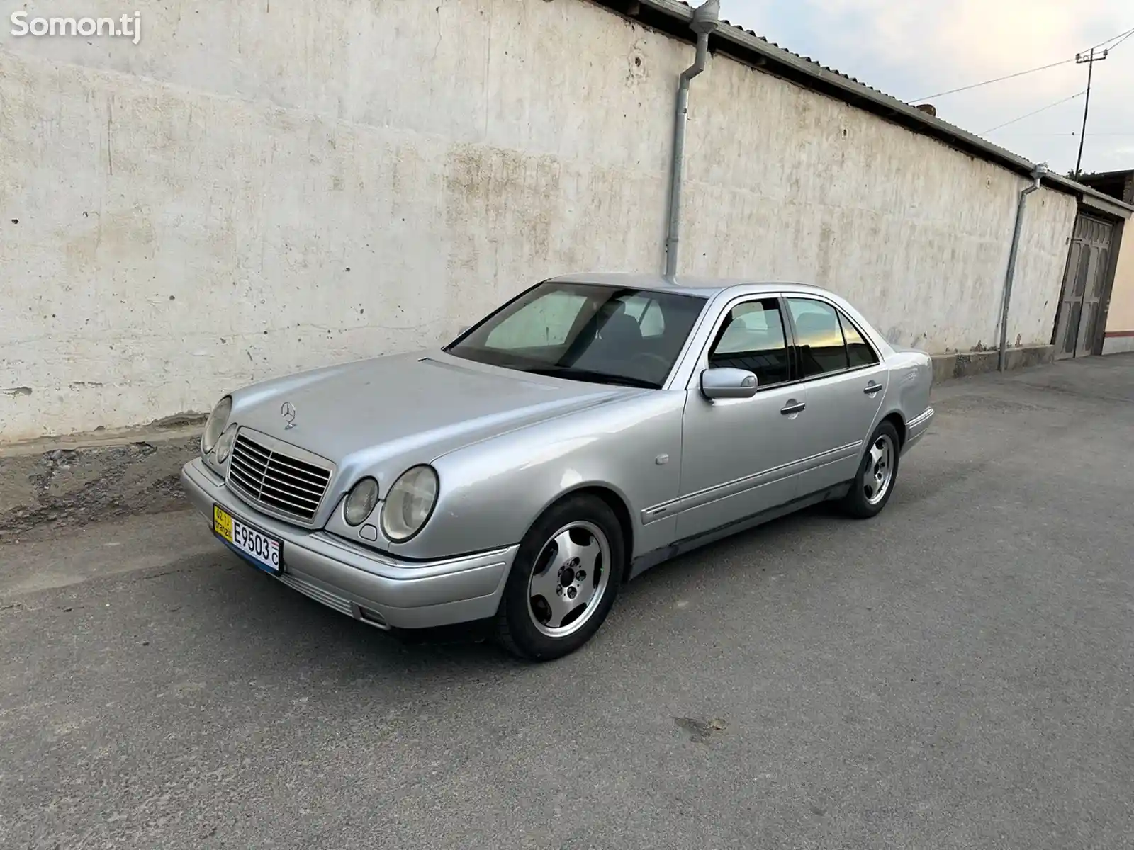 Mercedes-Benz E class, 1997-4