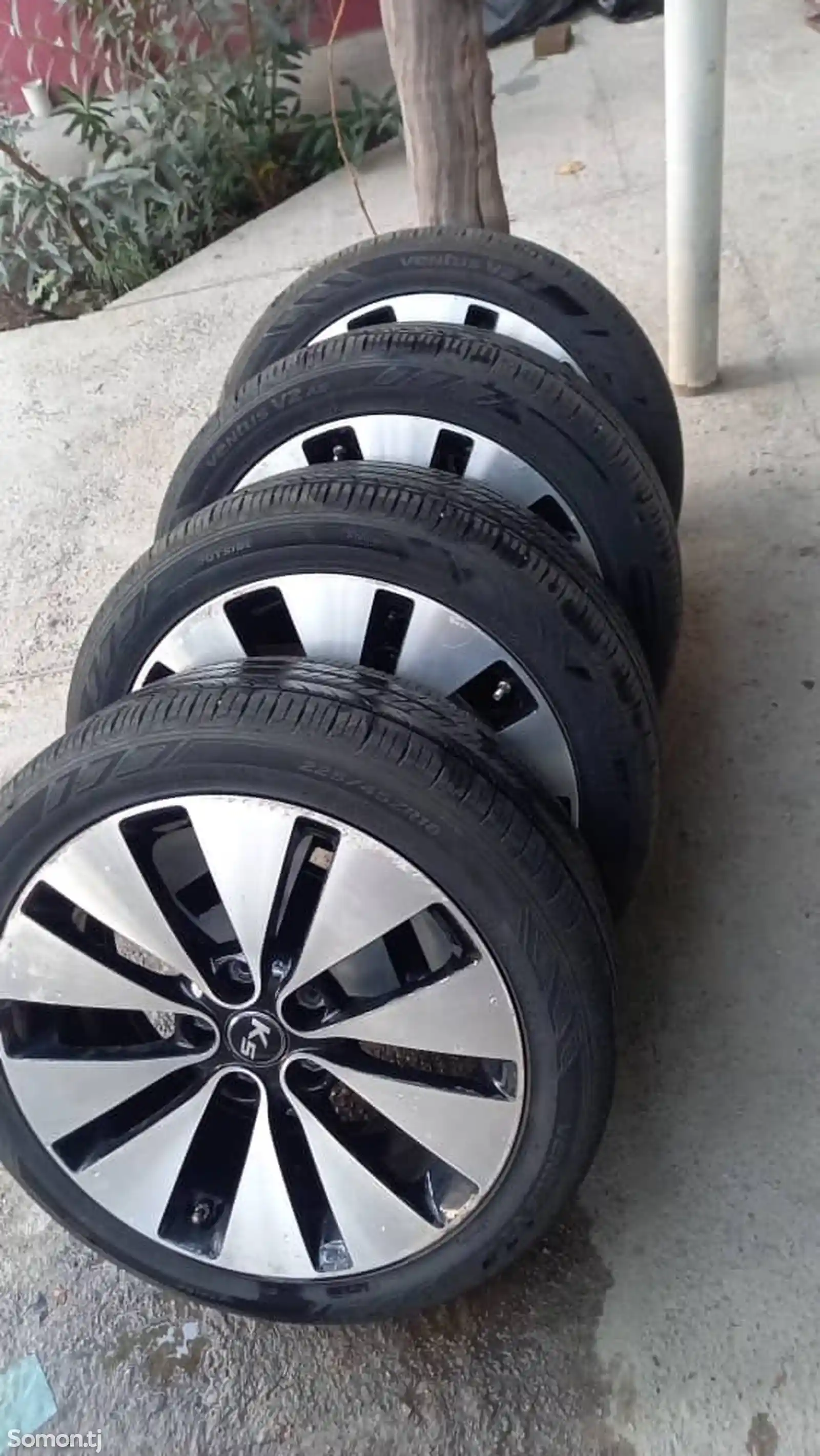 Диски с покрышками 225/45 R18-1