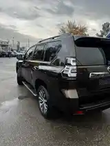 Toyota Land Cruiser Prado, 2022-4