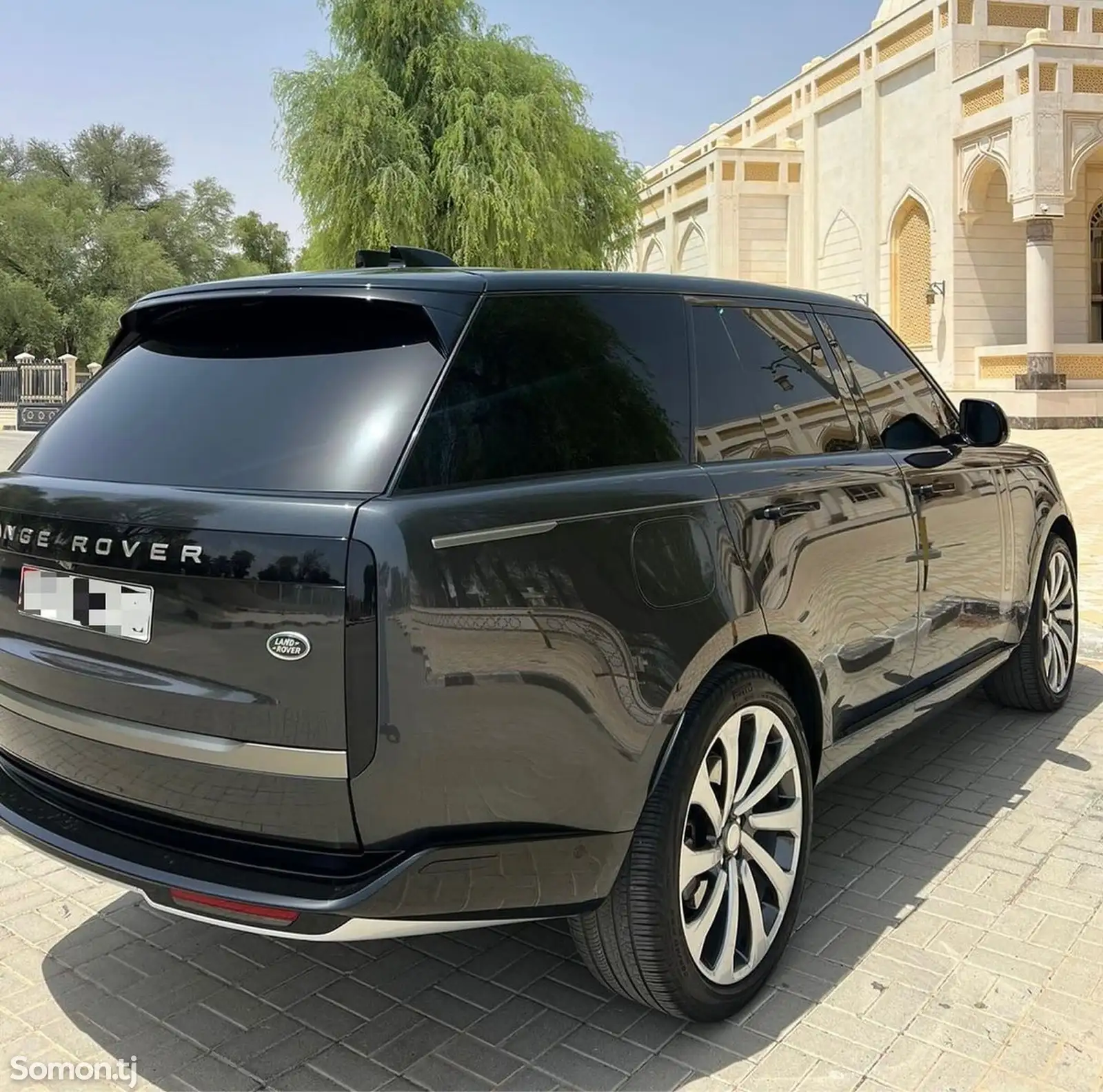 Land Rover Vogue, 2023-8