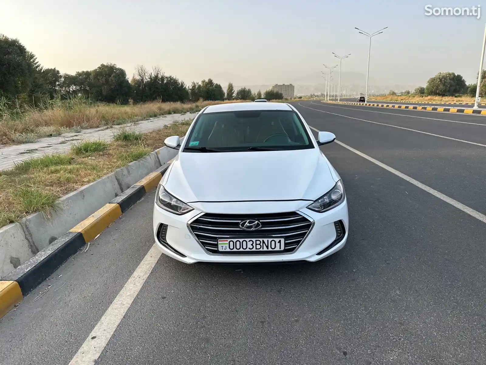 Hyundai Elantra, 2017-5