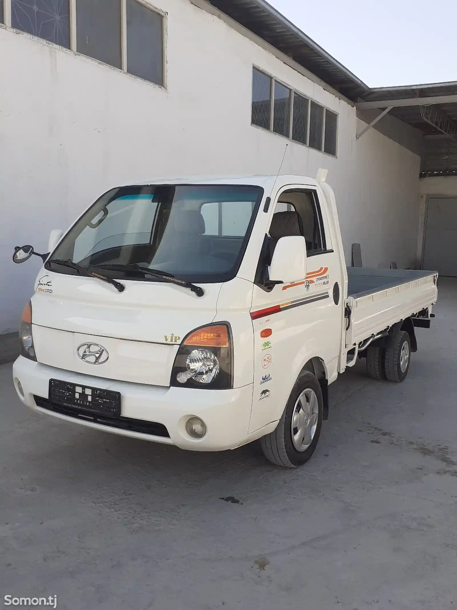 Бортовой автомобиль Hyundai Porter, 2012-1