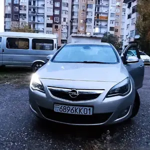 Opel Astra J, 2010