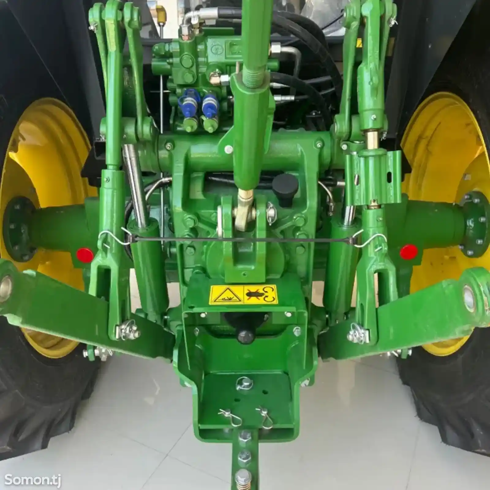 Трактор John Deere 1204-15