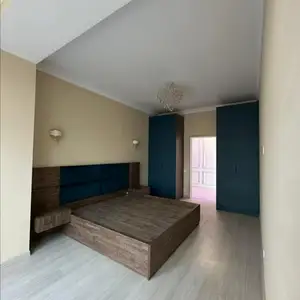 3-комн. квартира, 14 этаж, 120м², Овир