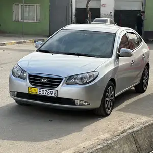 Hyundai Avante, 2010