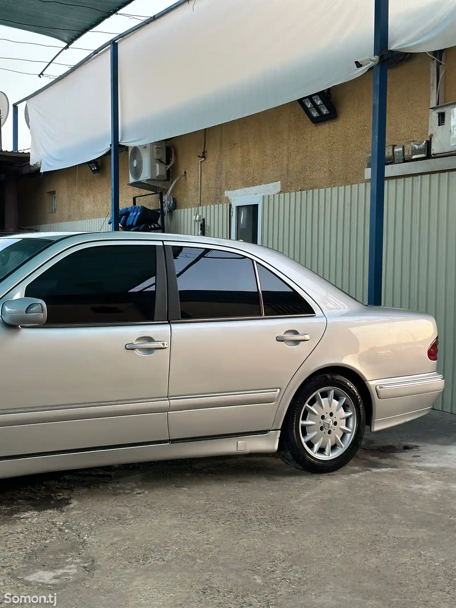 Mercedes-Benz E class, 2001-2