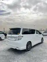 Toyota Vellfire, 2014-13