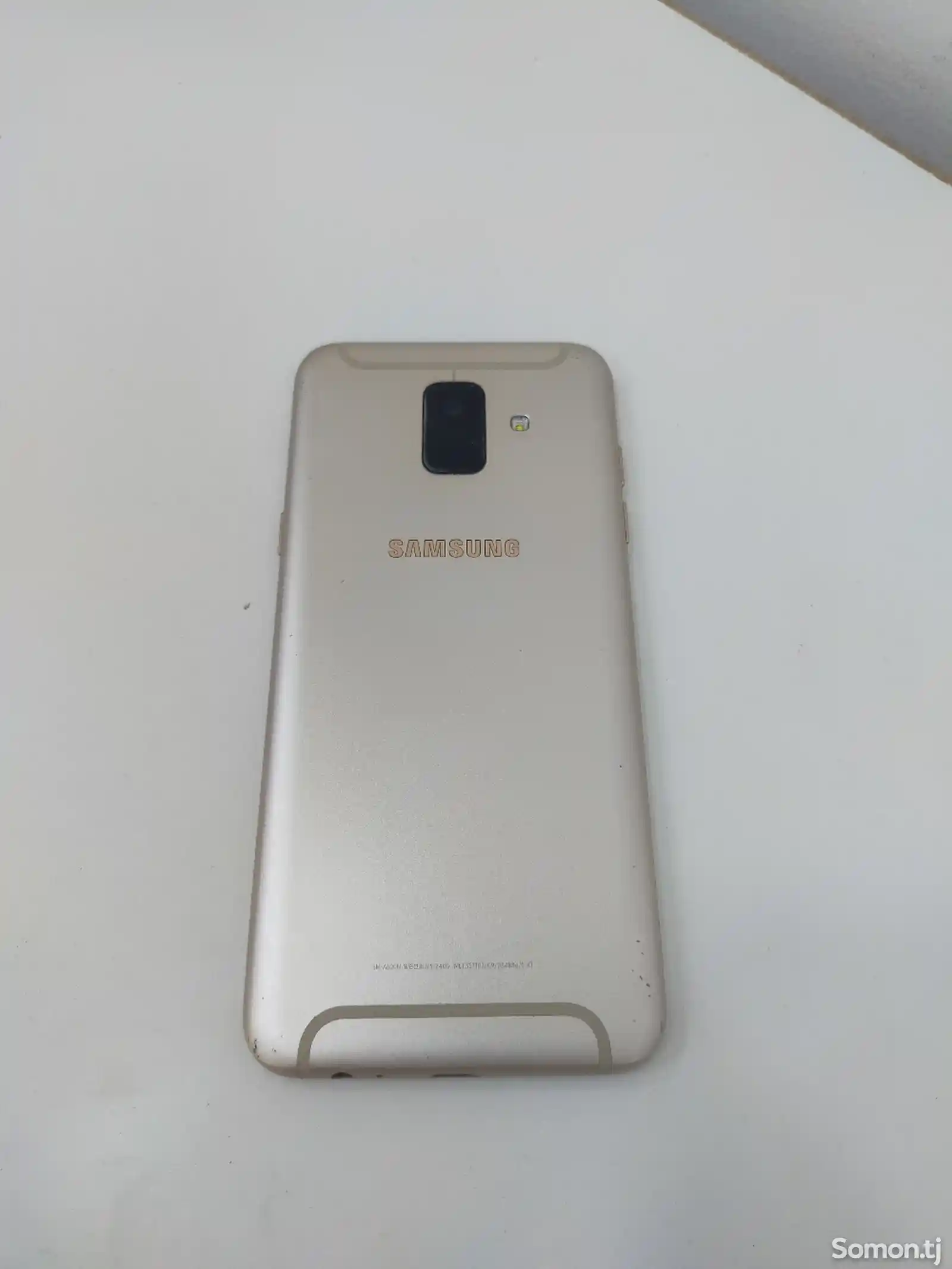 Samsung Galaxy A6 2018-1