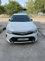 Toyota Camry, 2017-4